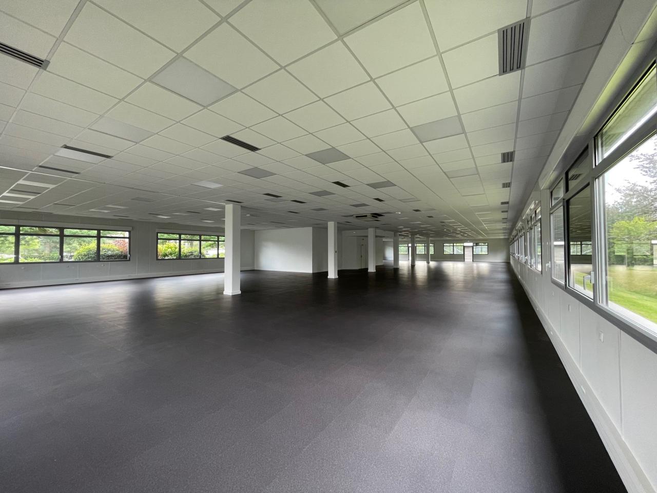 Bureau Villeneuve-d'Ascq 3247m² Location bureau Villeneuve-d'Ascq Nord OLBUR2114162 9